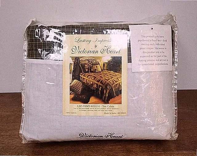 NOS TEA CABIN KING BED SKIRT - VICTORIAN HEART BRANDS - VHC