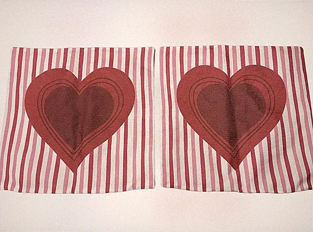 Pair of 2 Hearts with Stripes Valentines Day Pillow Cases 15”x15” NWOT
