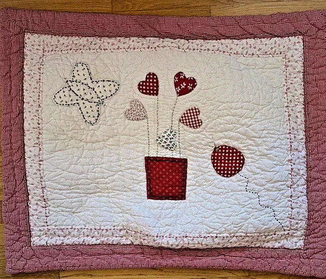 Set of 2 - Pottery Barn Kids Quilted Pillow Standard Shams - Hearts Valentines