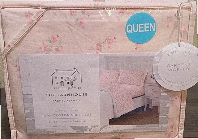 THE FARMHOUSE by Rachel Ashwell Queen Sheet Set Pale Pink with Roses & Hearts