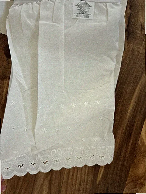 VINTAGE HOME SPRING BEDSKIRT TWIN WHITE EMBROIDERED HEARTS RUFFLE 14” NEW